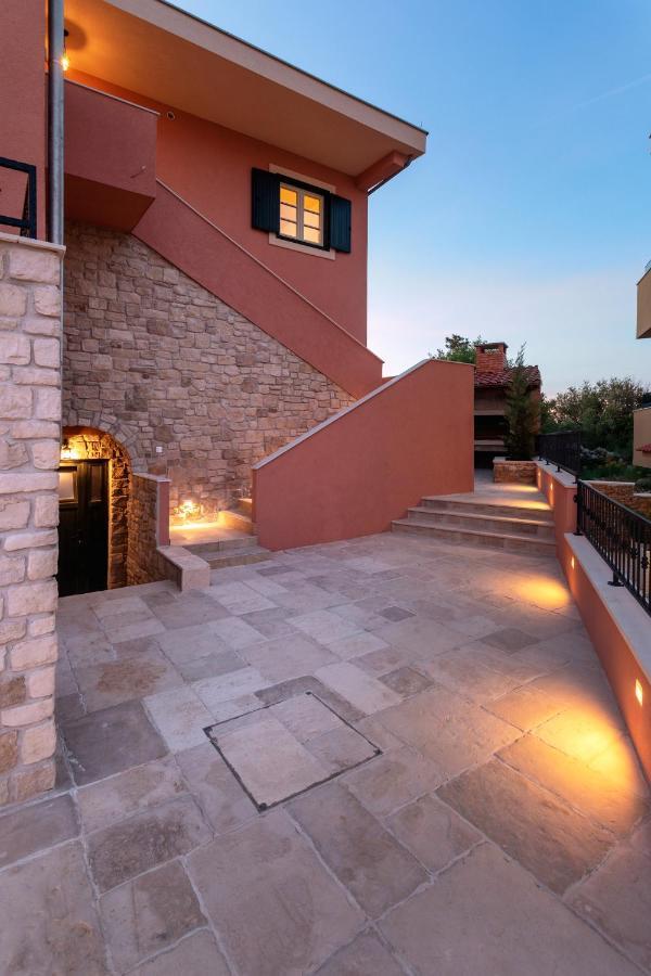 Lovro Luxury Apartment With Jacuzzi And Terrace Sea View Sali  Kültér fotó