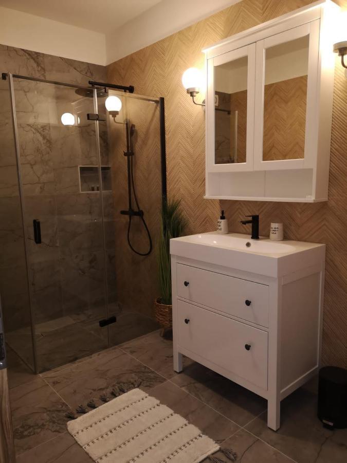 Lovro Luxury Apartment With Jacuzzi And Terrace Sea View Sali  Kültér fotó