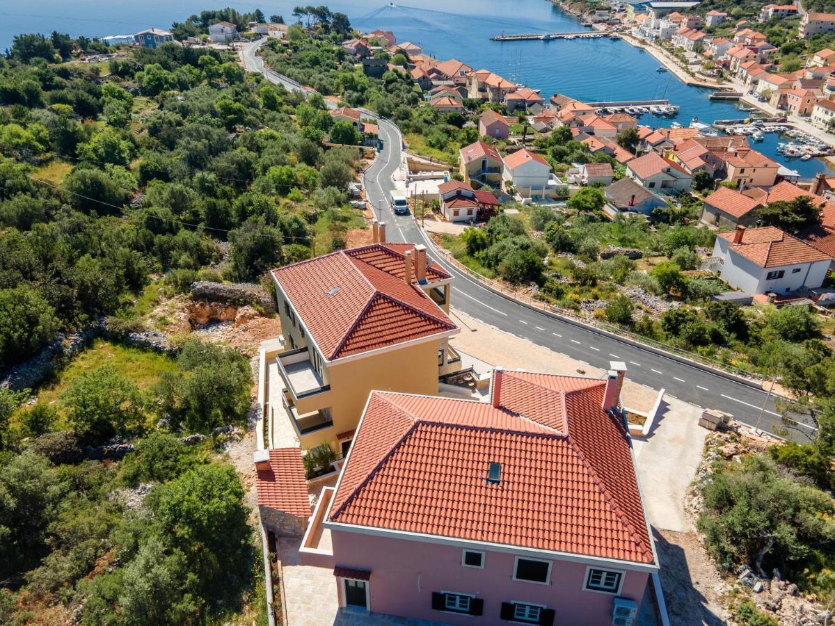 Lovro Luxury Apartment With Jacuzzi And Terrace Sea View Sali  Kültér fotó