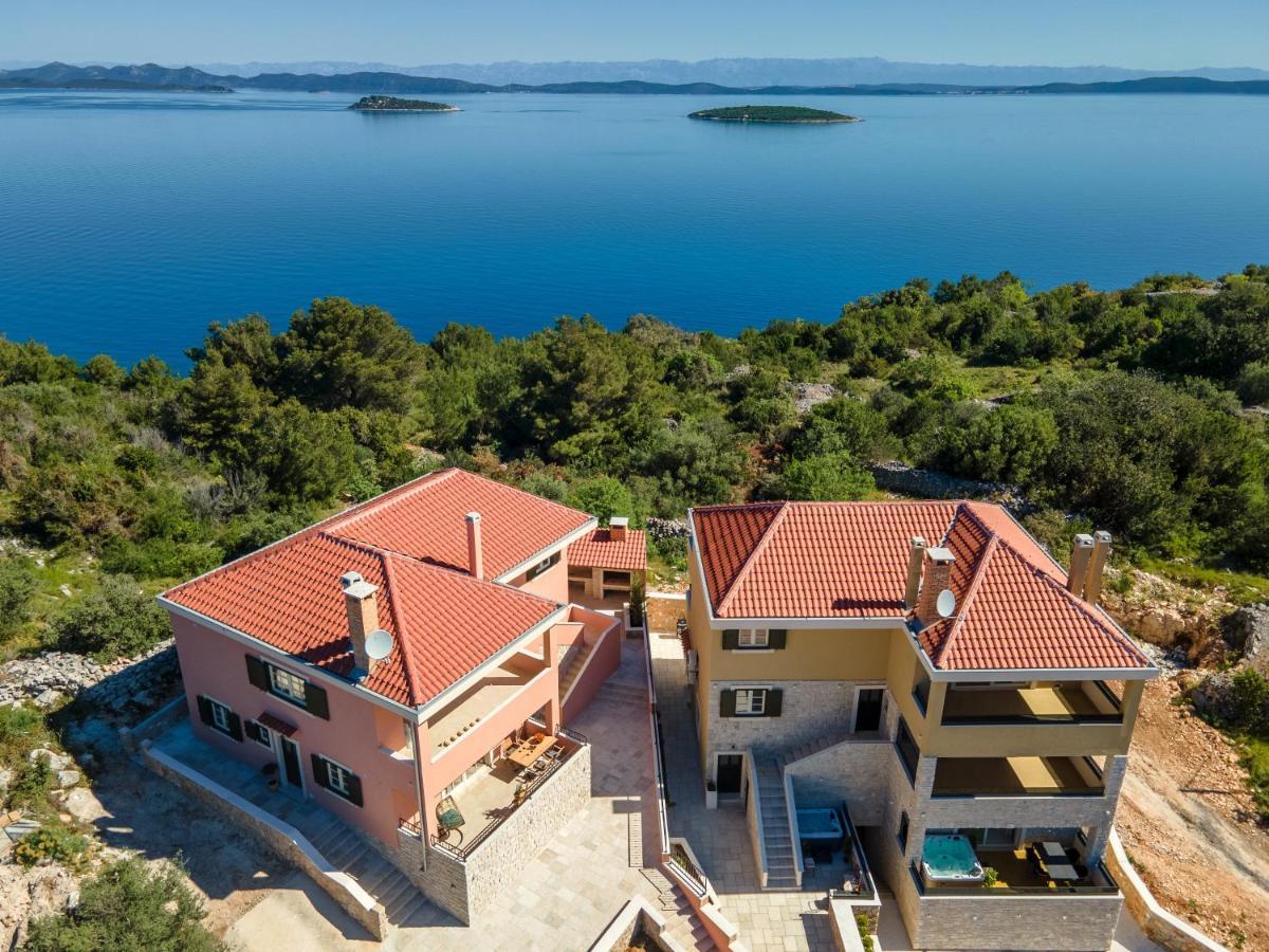 Lovro Luxury Apartment With Jacuzzi And Terrace Sea View Sali  Kültér fotó